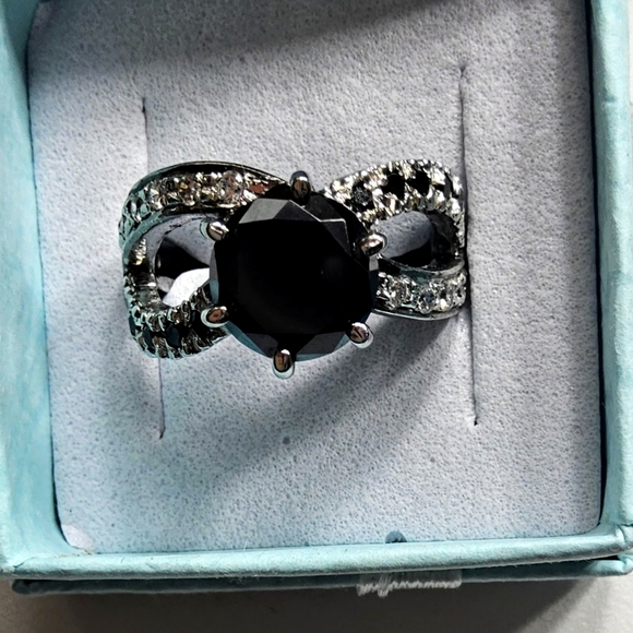 BLACK DIAMOND 2.5CT ROUND BLACK DIAMOND RING - Picture 4 of 9